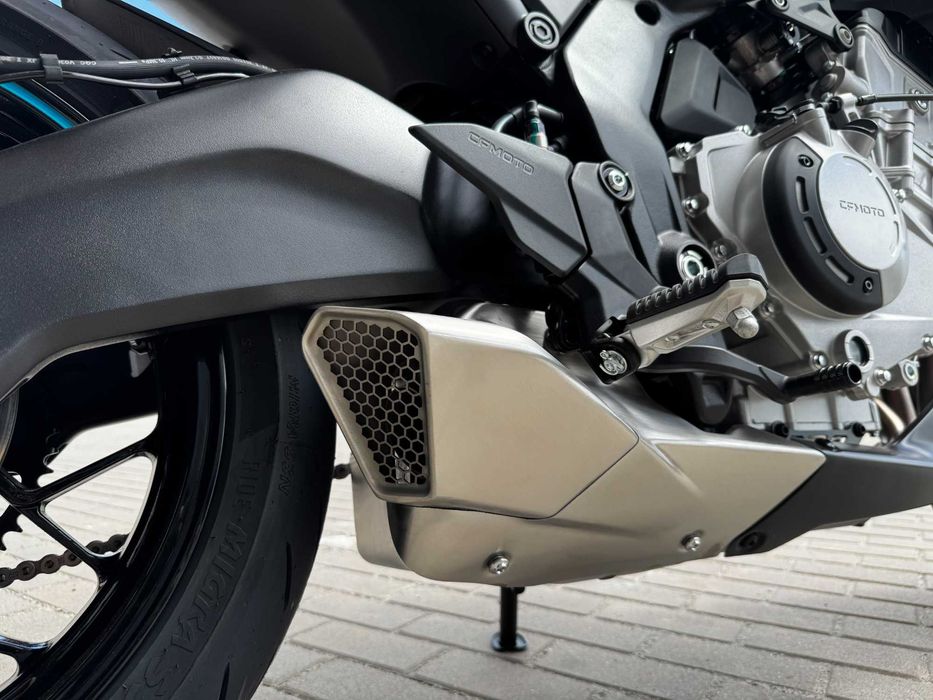Мотоцикл CFMOTO 675NK В наявності.