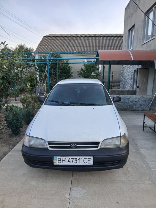Продам автомобиль Тайота Карина Е