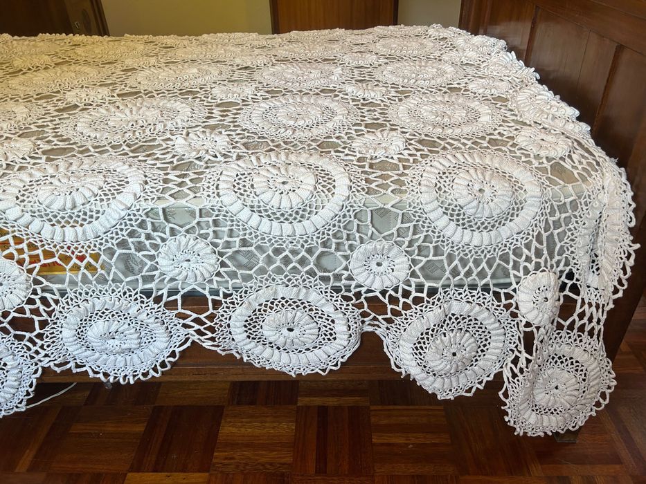 Colcha de Renda Artesanal – Cama de Casal | Nova | 100% Algodão