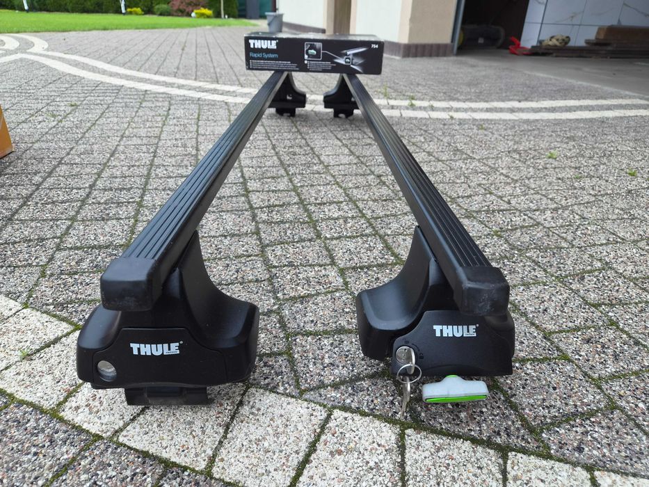 Bagażnik dachowy ARTEON Thule belki