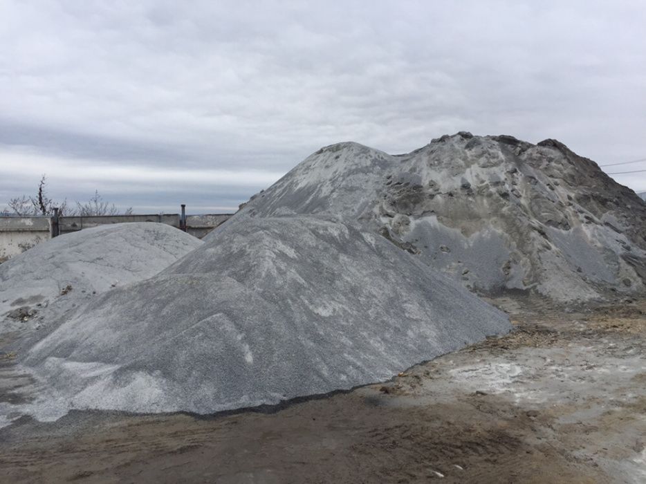 Щебінь Пісок Цемент Чорнозем Глина Шлак Порода Цегла Керамзит Відсів