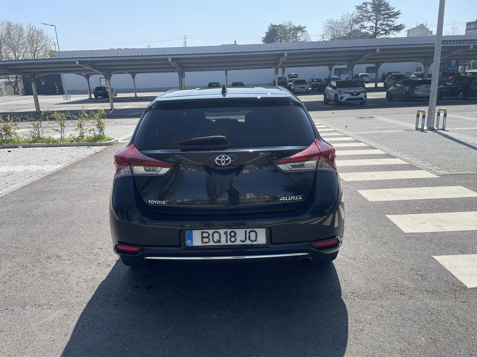 Toyota Auris — fotografia 4