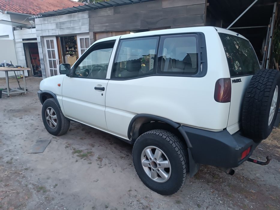 Ford maverick / Terrano 2