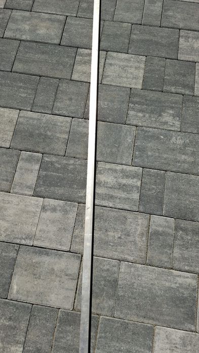 Płaskownik aluminiowy 40 x 20  długośc 120 cm