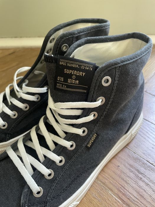 Superdry trampki vegan 42