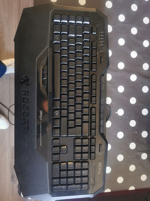 Teclado illuminated gaming roccat