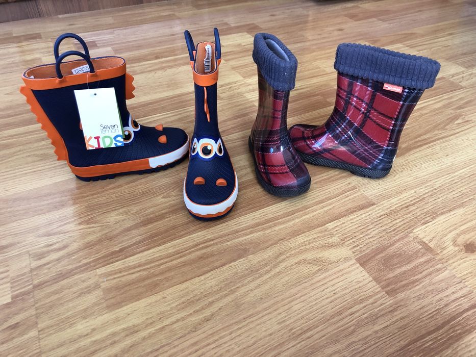 Дитяче взуття  черевички чобітки кросівки хайтопидеми весна літо осінь