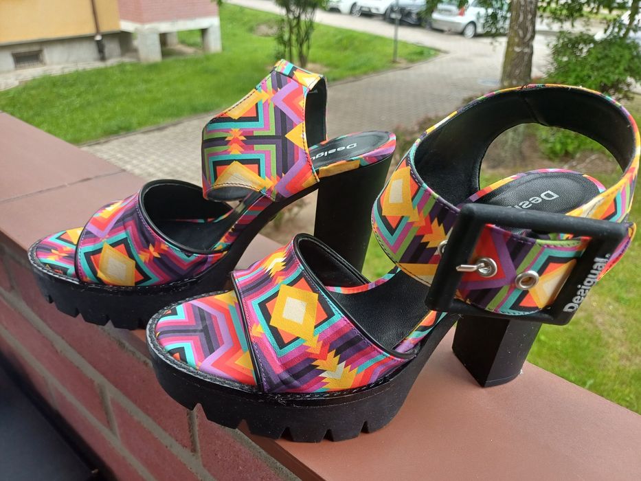 Sandały Desigual