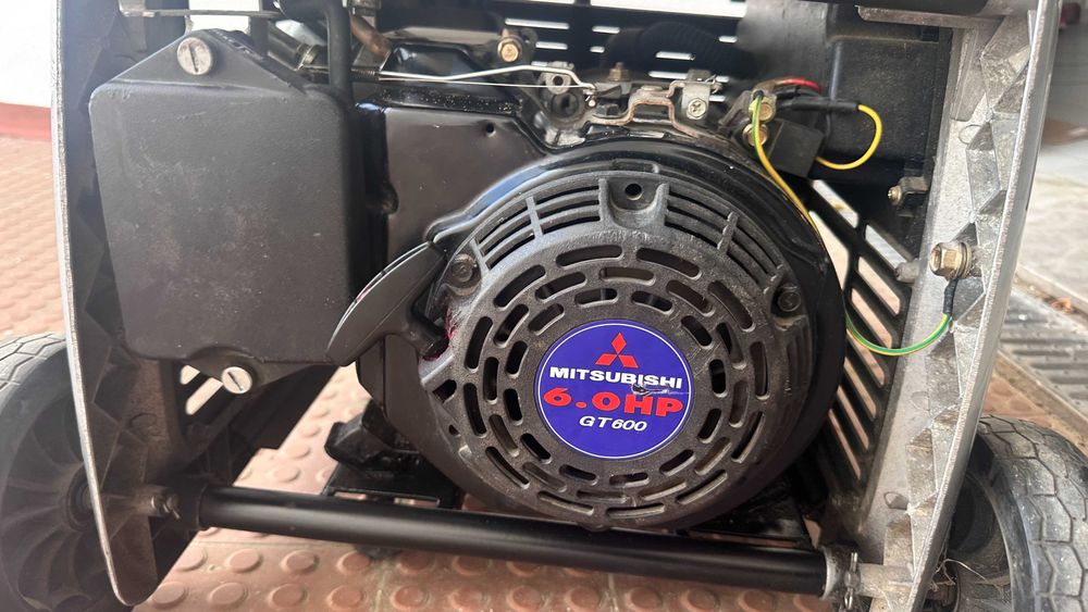 Gerador Gasolina Motor Mitsubishi 2400W