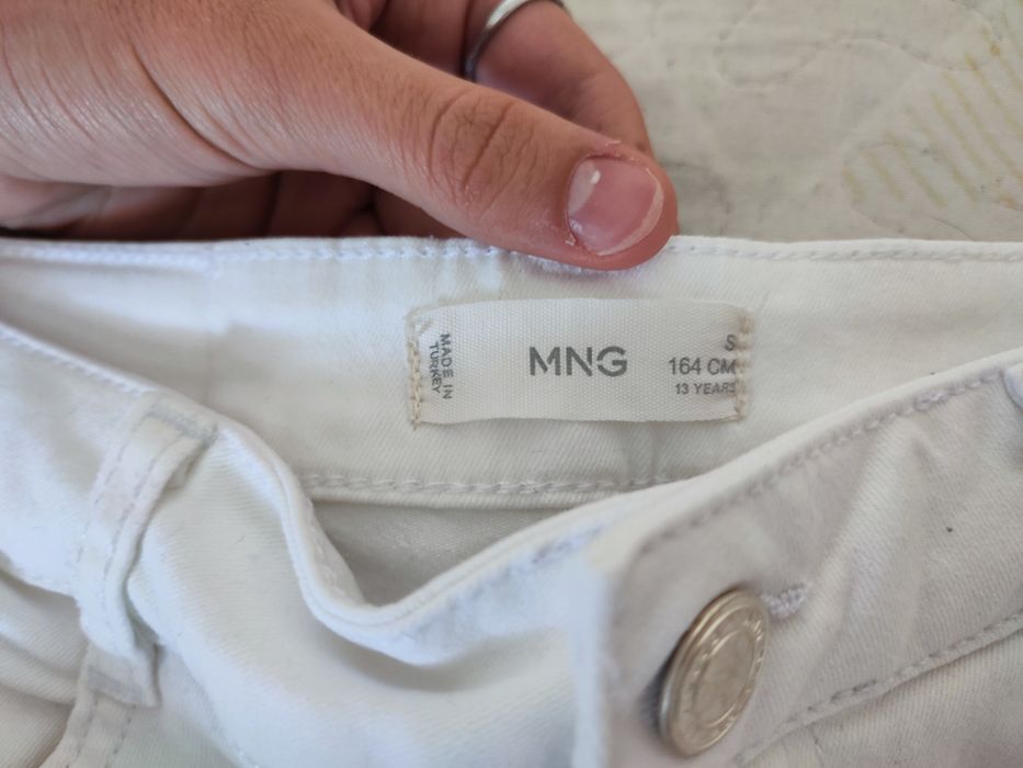 Продам джинси Mango