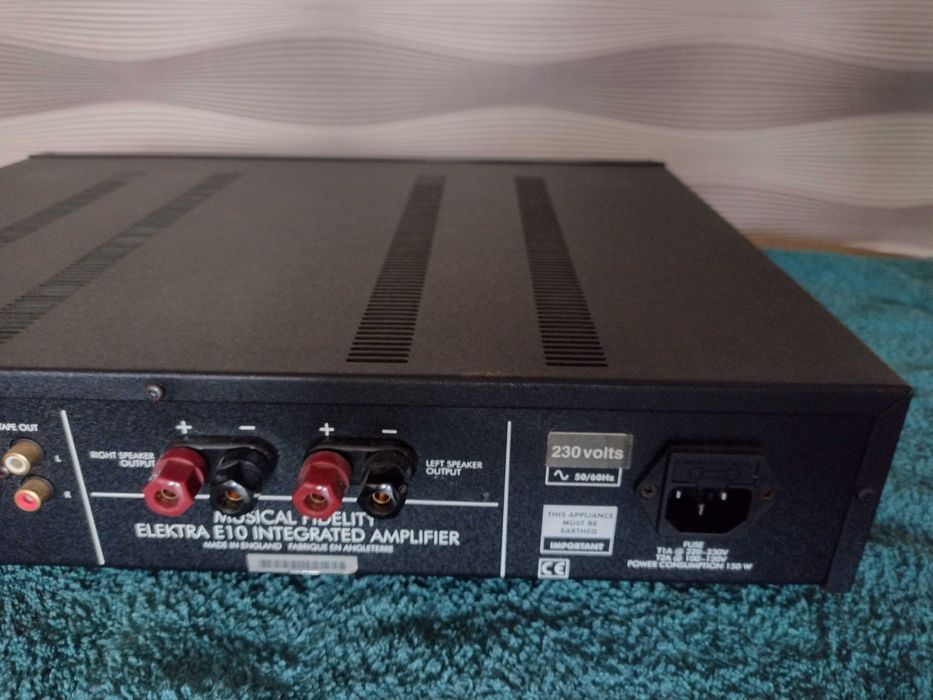 Musical Fidelity E10 - Wzmacniacz stereo