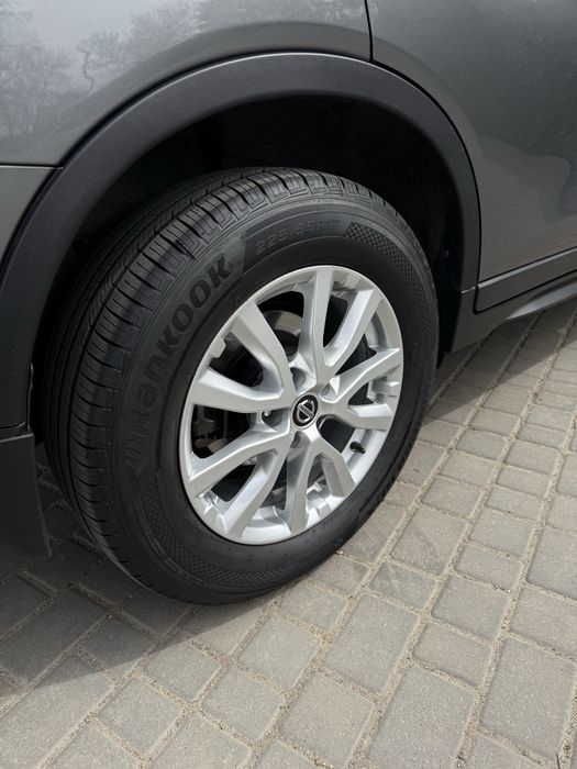 Nissan Rogue SV AWD 2018 рік