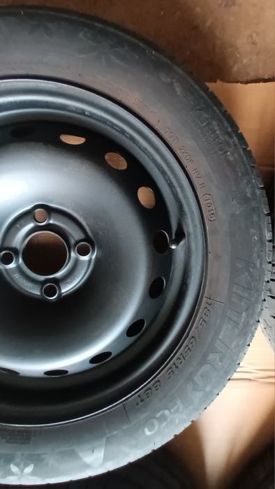 Комплект літньої  резини R15 на стальних дисках