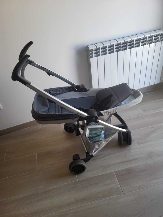 Carrinho de bebé Quinny como novo