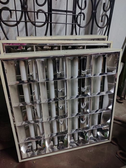 Лампи . ЛДС . Робочі.