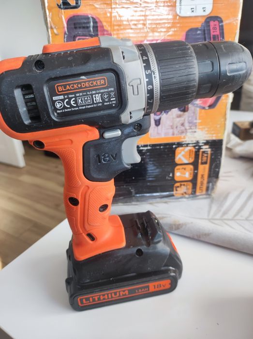 Wiertarko-wktetarka Black+Decer udar 18v