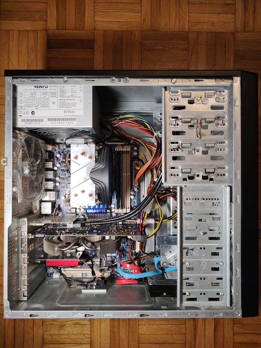 Komputer 6 rdzeni z WI-FI 6E,Bluetooth 5.2,USB 3.0