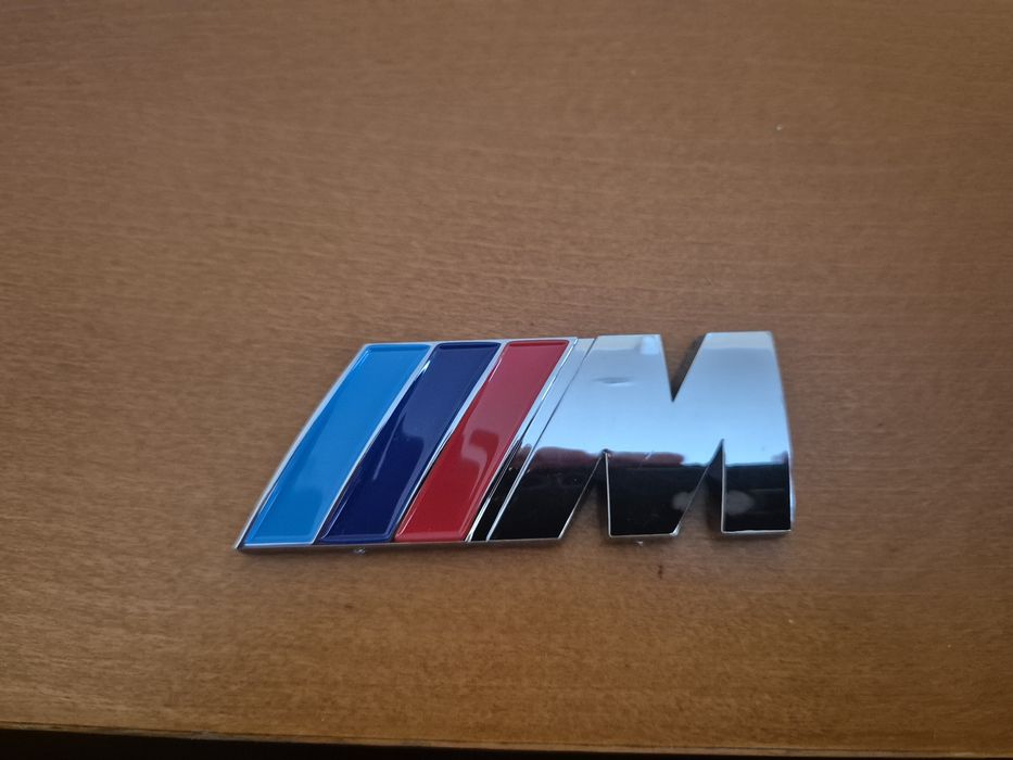 Napis BMW M Tył Bagażnik M Sport 8,3/3 cm chrom -kolor