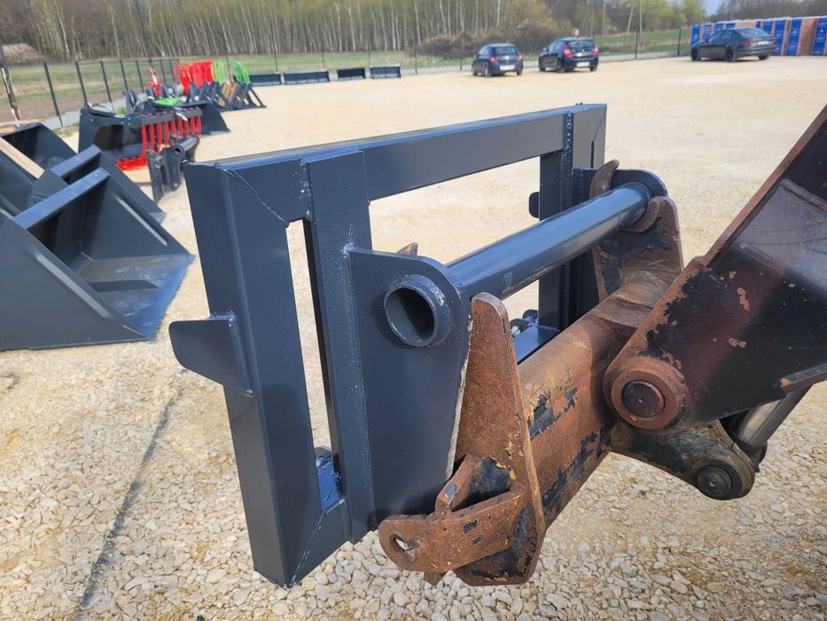 Adapter/ Przejściówka z ładowarki JCB MANITOU MERLO SCHAFFER na Euro
