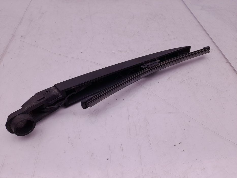 Haste / braço de escova limpa vidros trás RENAULT Clio IV (BH_)