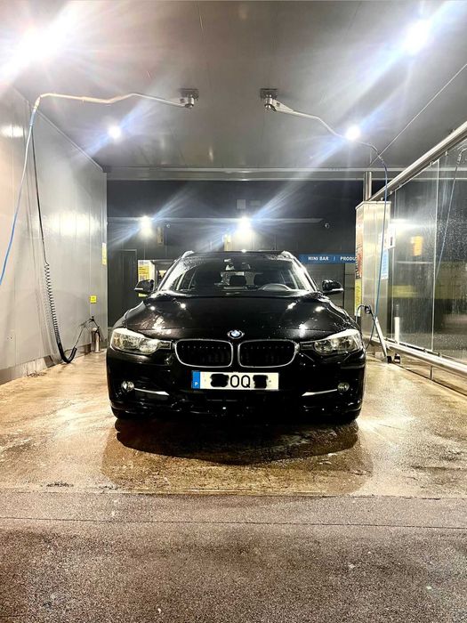 BMW 318d Sport Line - caixa automática