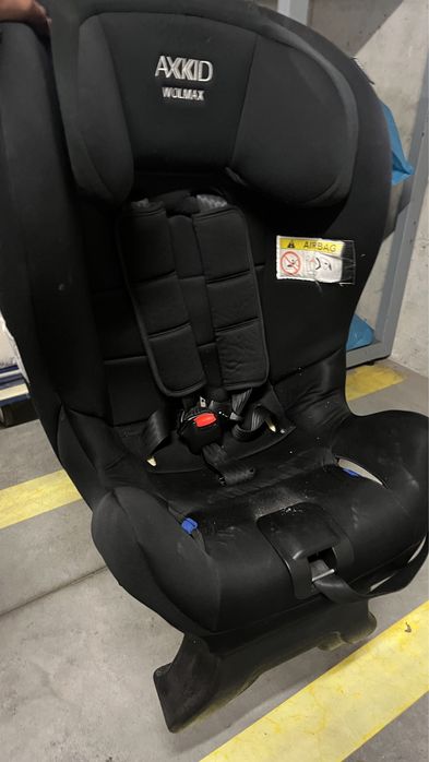 Fotelik do samochodu axkid wolmax
