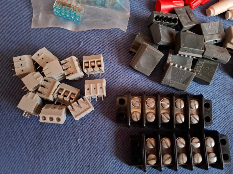 Electrical Wire Connectors64172208301314124