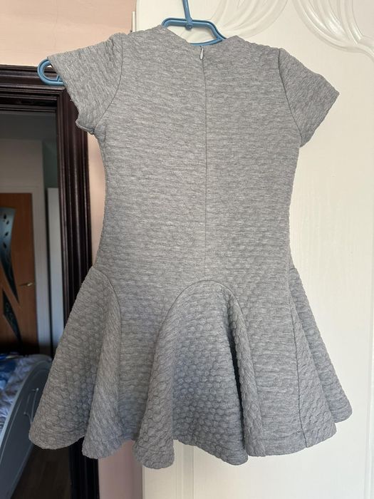 Платье светло серое Vitacci 116