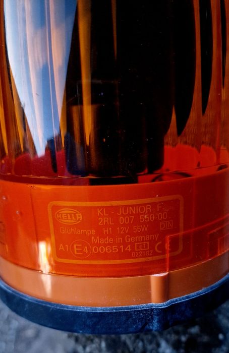 Pirilampo marca Hella 12v