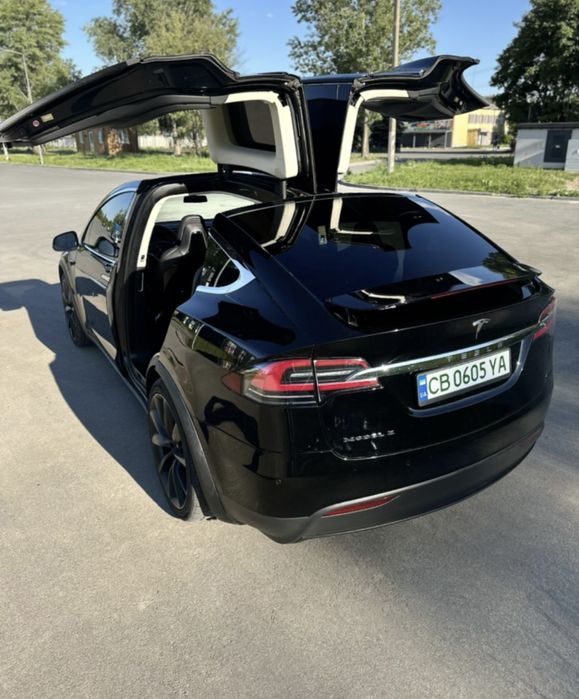TESLA model X 2017