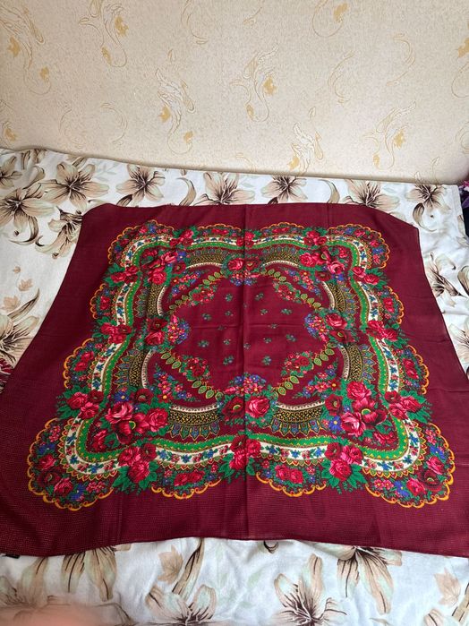 Хустки українські. Нові