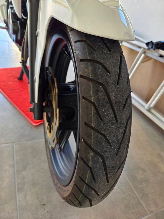 Mota Sym Wolf 125 com mil kms