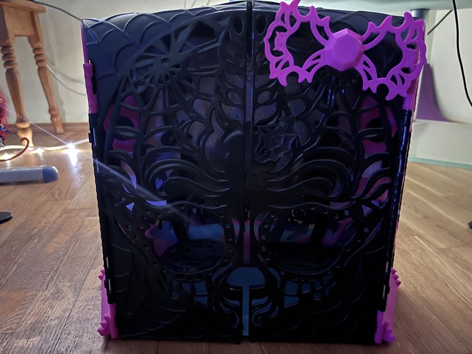Пати Лаундж со Спектрой 13 Желаний Monster High