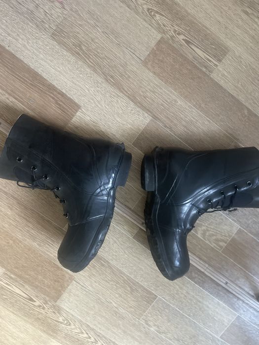 bata bunny boots black