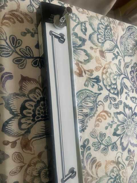 sprzedam wieszak na ręcznik