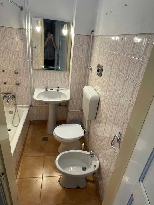 Quartos mobilados em moradia T4 na Alta de Coimbra para Estudantes