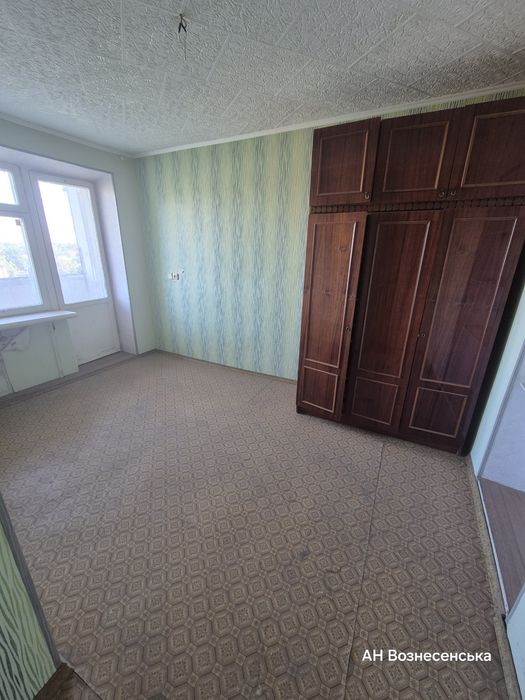 3-кімнатна квартира на першому районі