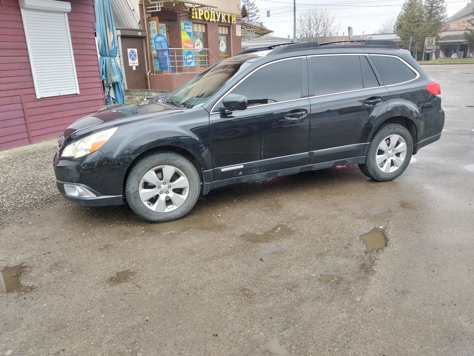 Продам  Subaru Outback 2010