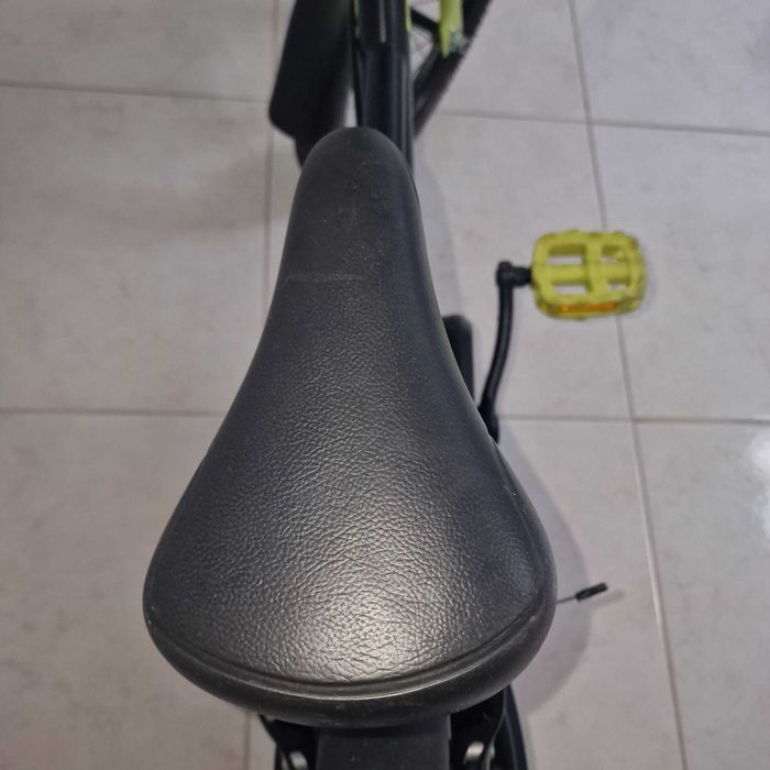 Bicicleta de criança Btwin Hero Dark 16"