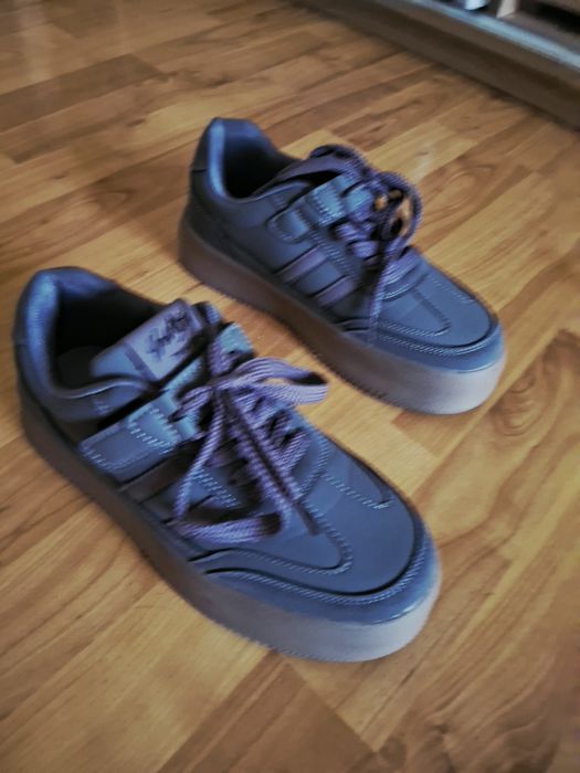 Красиві зручні кросівки кампуси туфлі 37р 24см