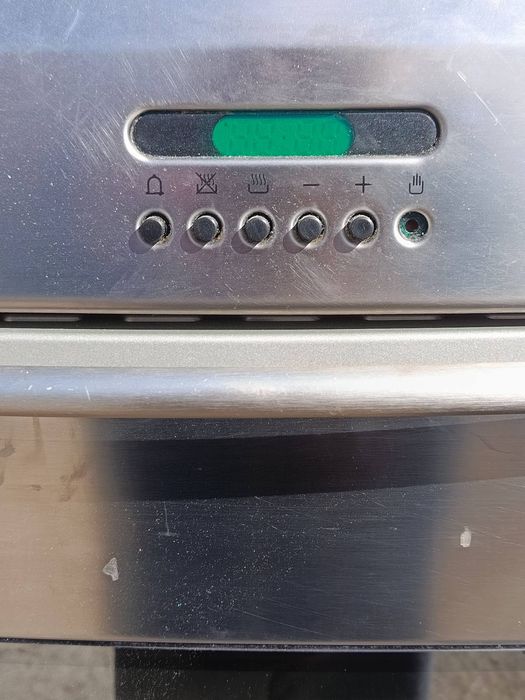 Продам електро духовку