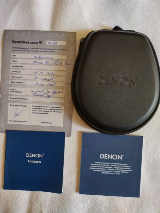 Навушники Denon AH-C820W та AH-D510R.