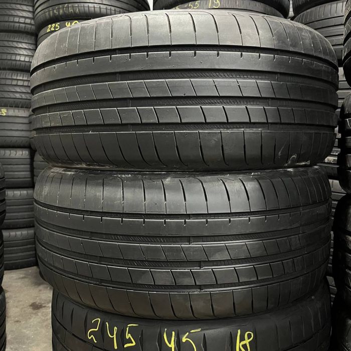 Пара літньої гуми 245/40/19 , Goodyear , 2022 року