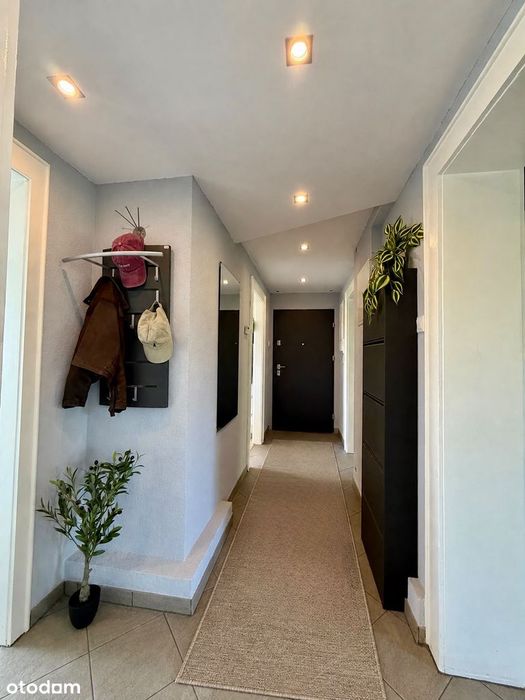 67 m² | 3 pokoje | jasne i dwustronne | I piętro | kameralnie | zieleń