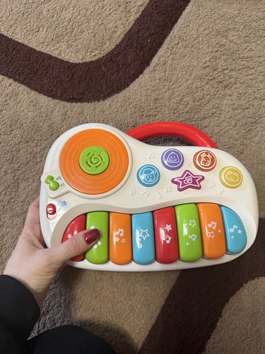 Іграшки музикальні і не тільки