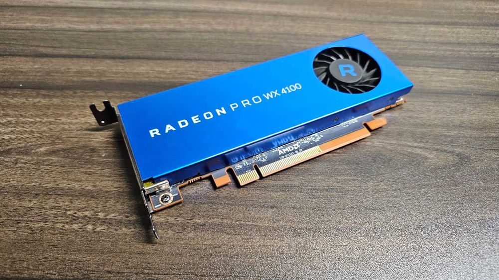 Karta graficzna AMD RADEON PRO WX 4100 4 GB