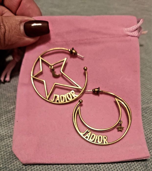 Brincos lindíssimos.