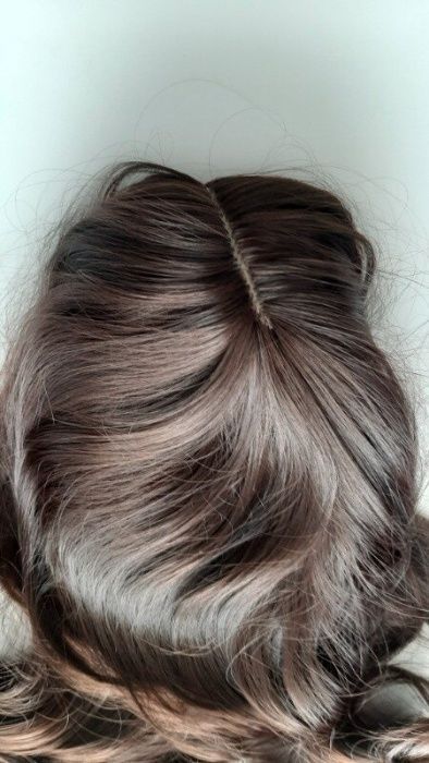 Парик каштановый волнистые волосы перука