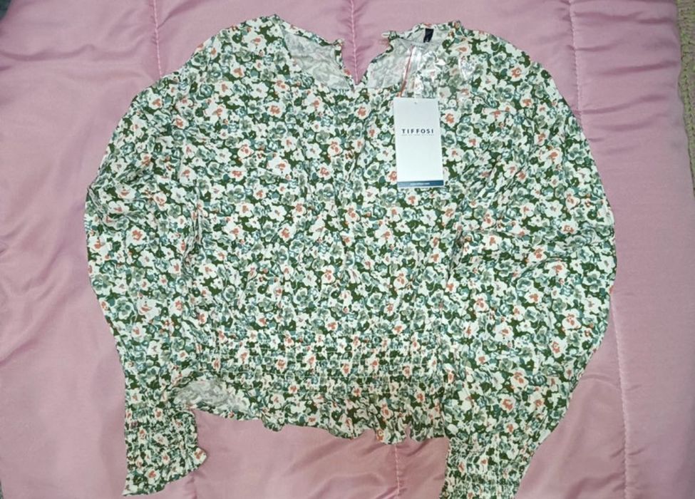 Blusa florida tiffosi