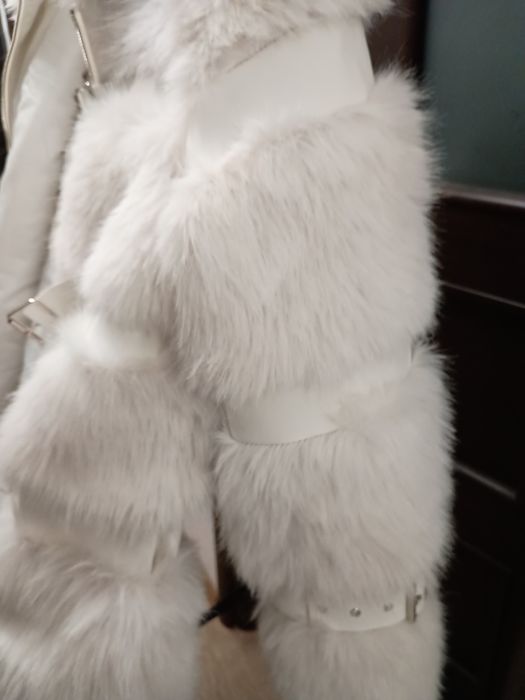 Futerko damskie ciepłe  z kapturem